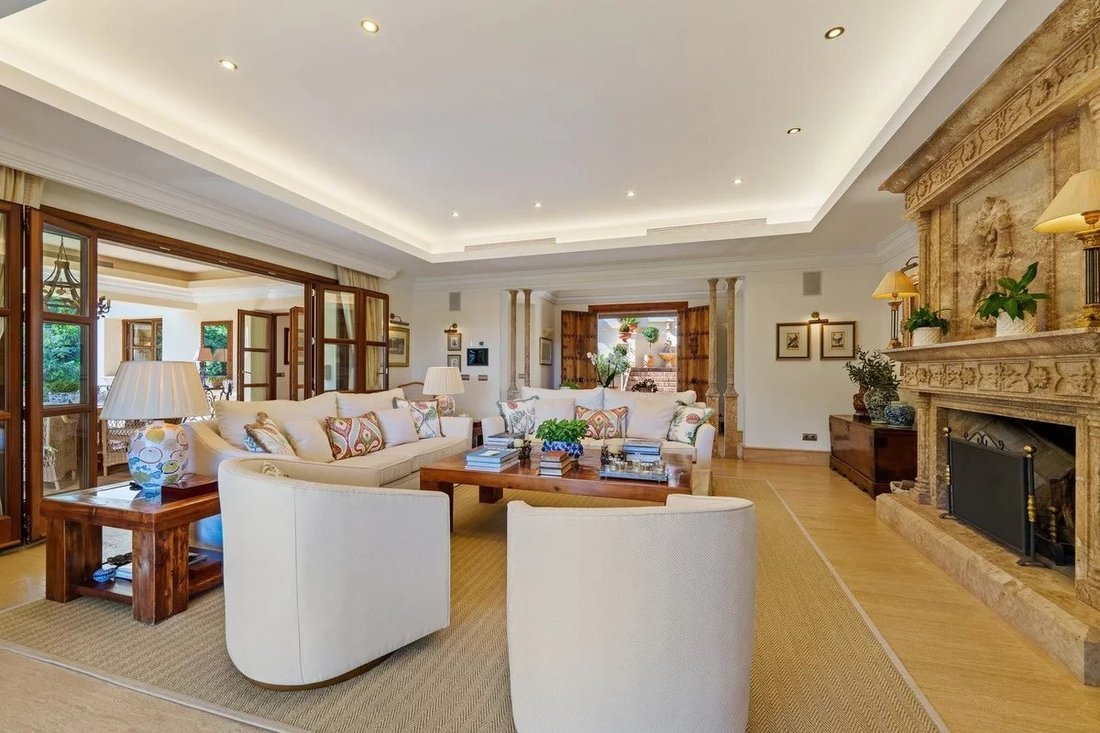 Villa in Marbella, Andalusia, Spain 4 - 17081481