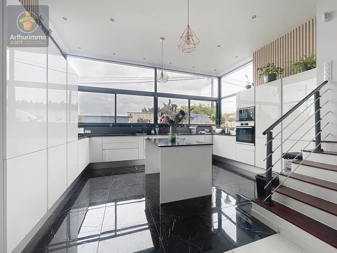 House in Varennes-Jarcy, Ile-de-France, France 4 - 17075398