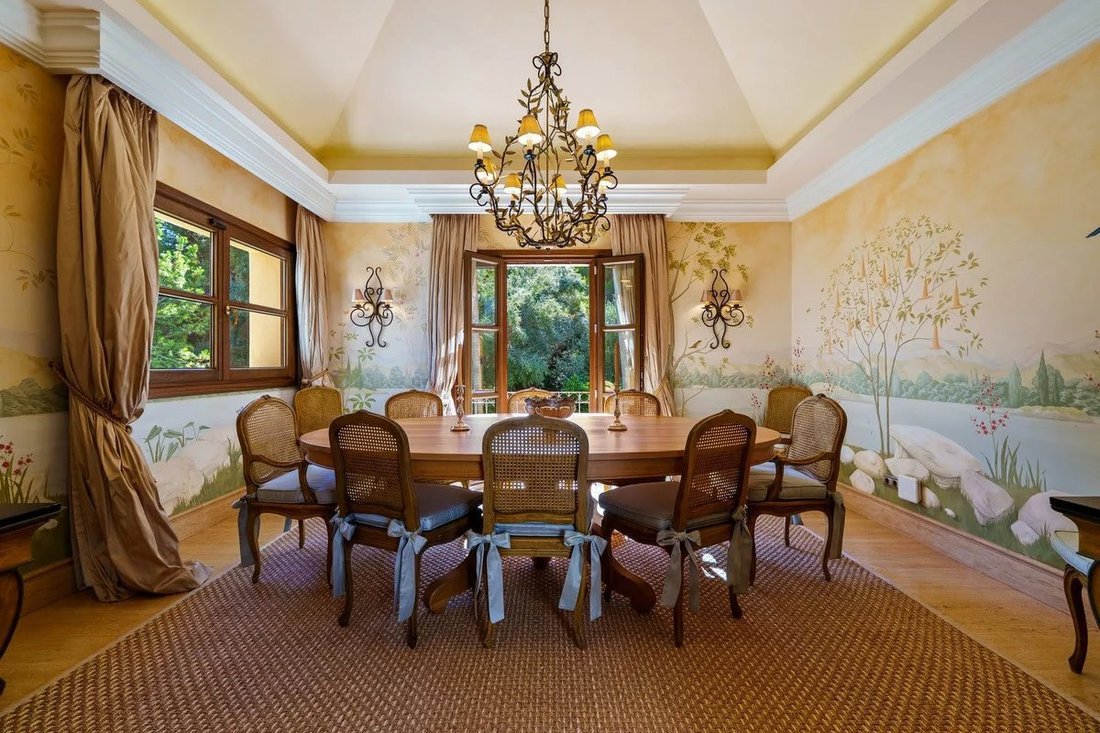 Villa in Marbella, Andalusia, Spain 5 - 17081481