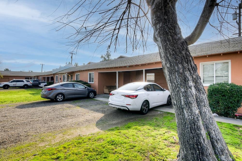 Fresno, California, United States 4 - 17078543