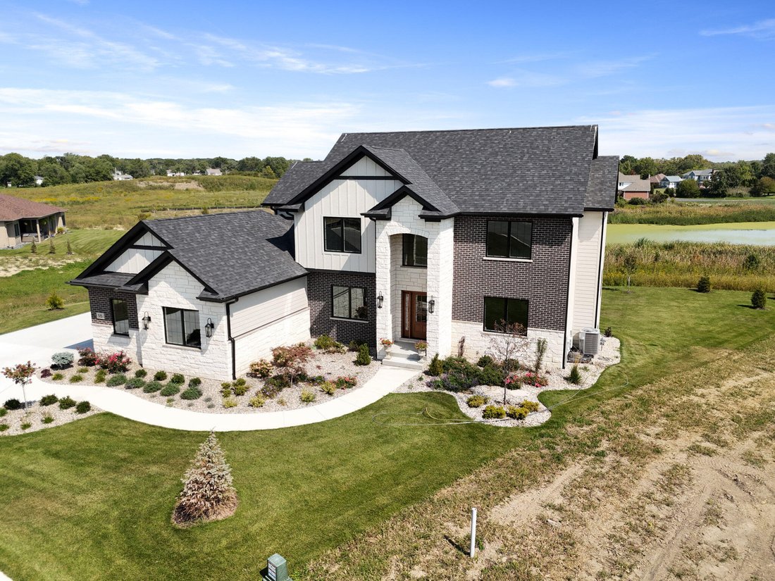 House in Dyer, Indiana, United States 2 - 17080078