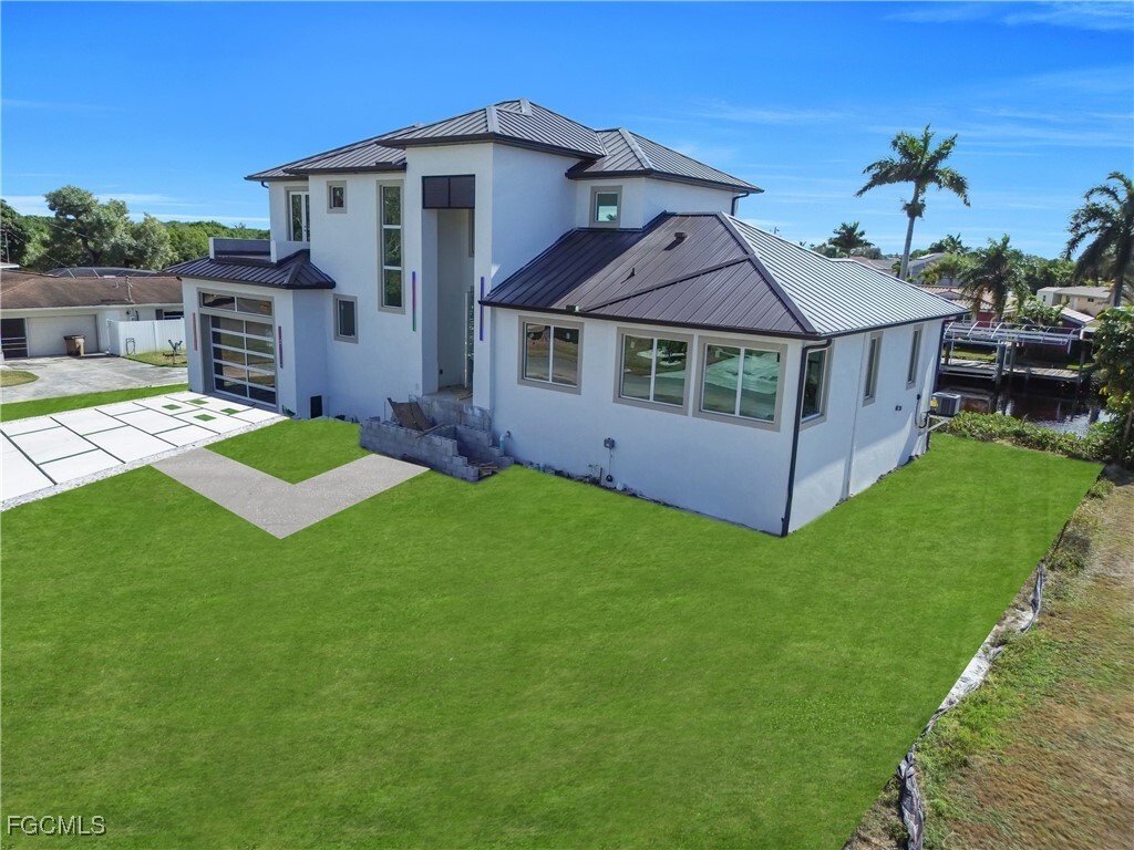 House in North Fort Myers, Florida, United States 2 - 17078267