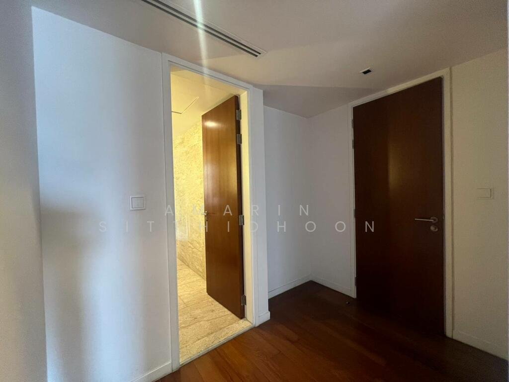 Condo in Bang Phong Phang, Krung Thep Maha Nakhon, Thailand 4 - 16850186