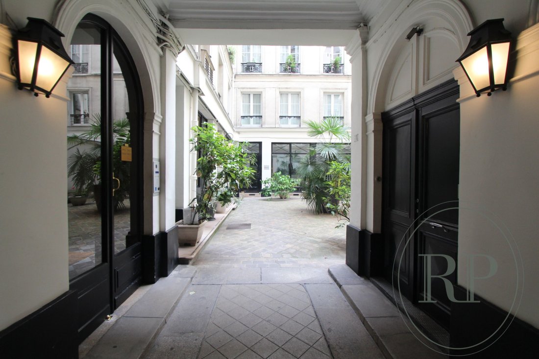 Apartamento en París, Isla de Francia, Francia 1 - 17078424