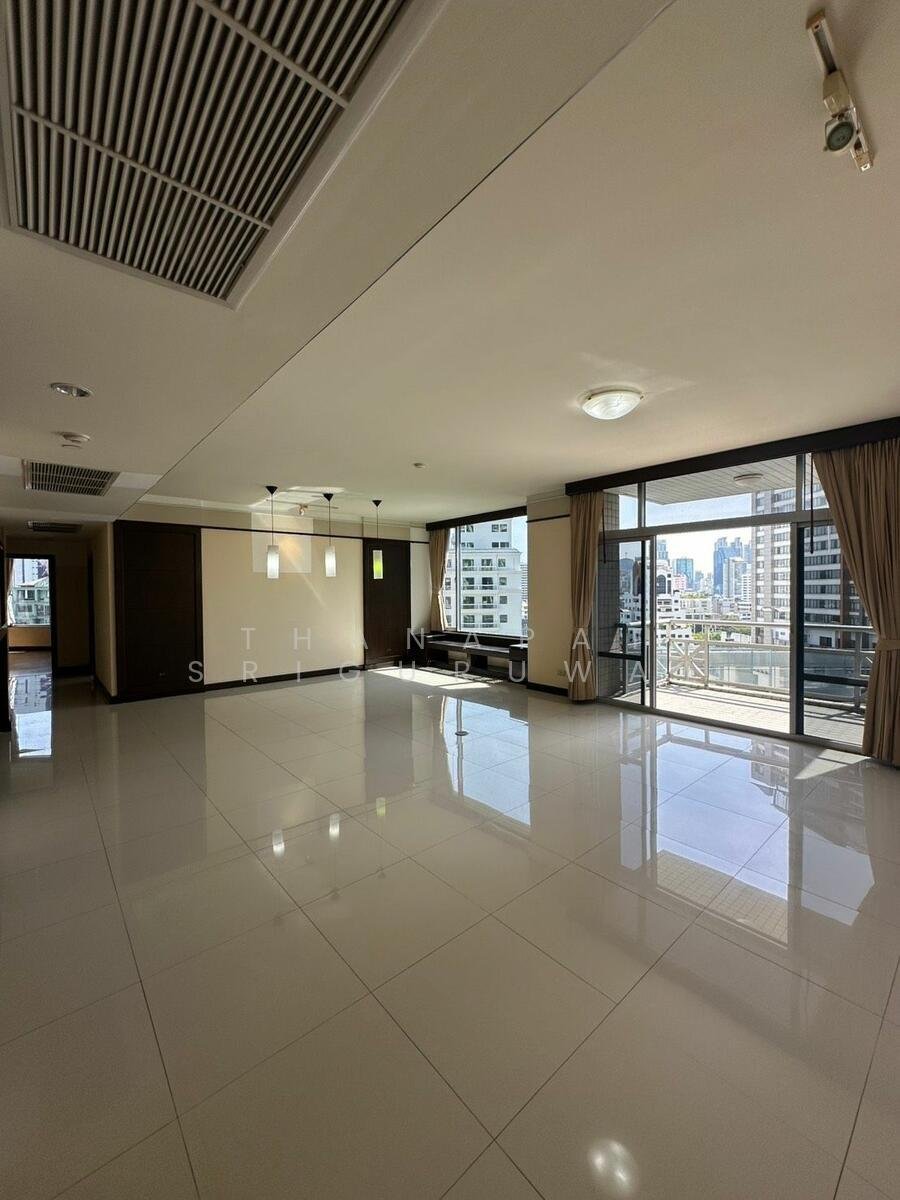All Seasons Mansion, Bangkok