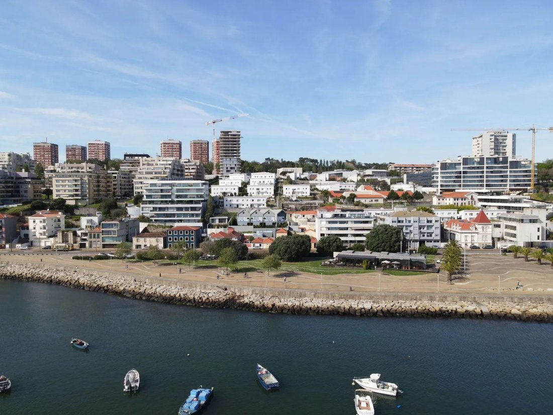 Apartment in Aldoar, Foz do Douro e Nevogilde, Porto District, Portugal 1 - 17077853