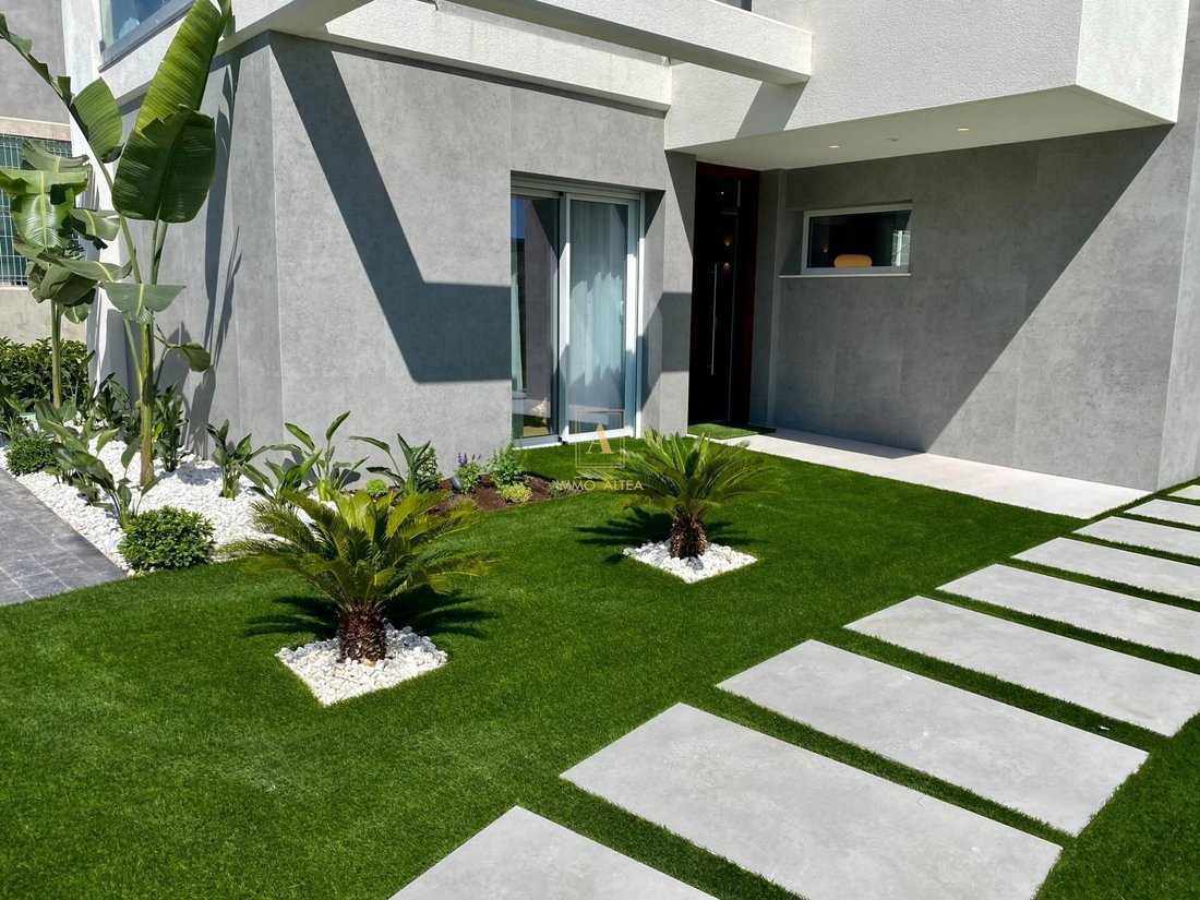 Villa in Finestrat, Valencian Community, Spain 2 - 17080465
