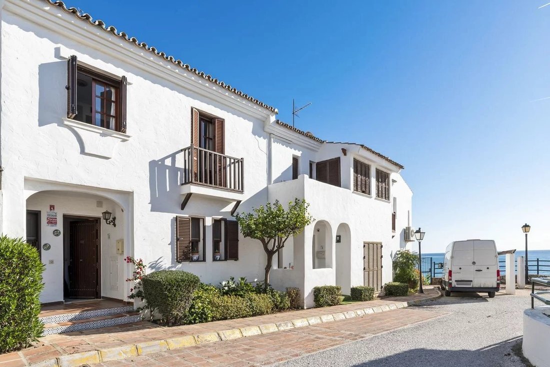 Haus in Estepona, Andalusien, Spanien 2 - 17076733