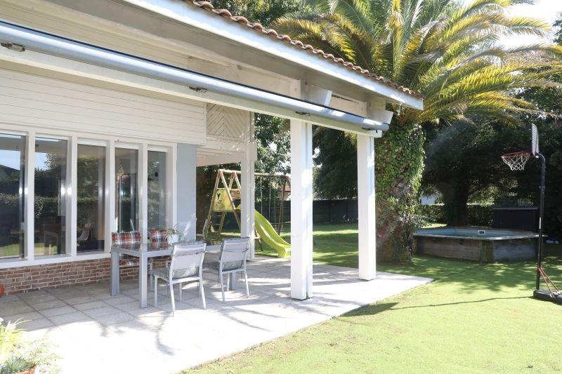 Villa in Angresse, Nouvelle-Aquitaine, France 1 - 17078642