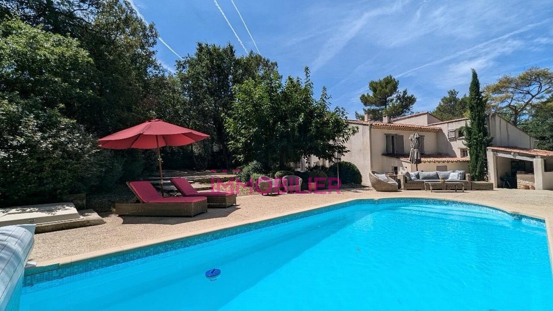 House in Ménerbes, Provence-Alpes-Côte d'Azur, France 2 - 17081869