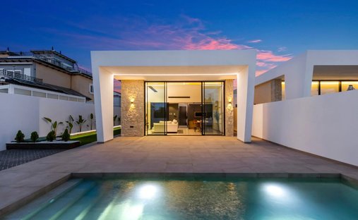 Villa in Torrevieja, Land Valencia, Spanien 1