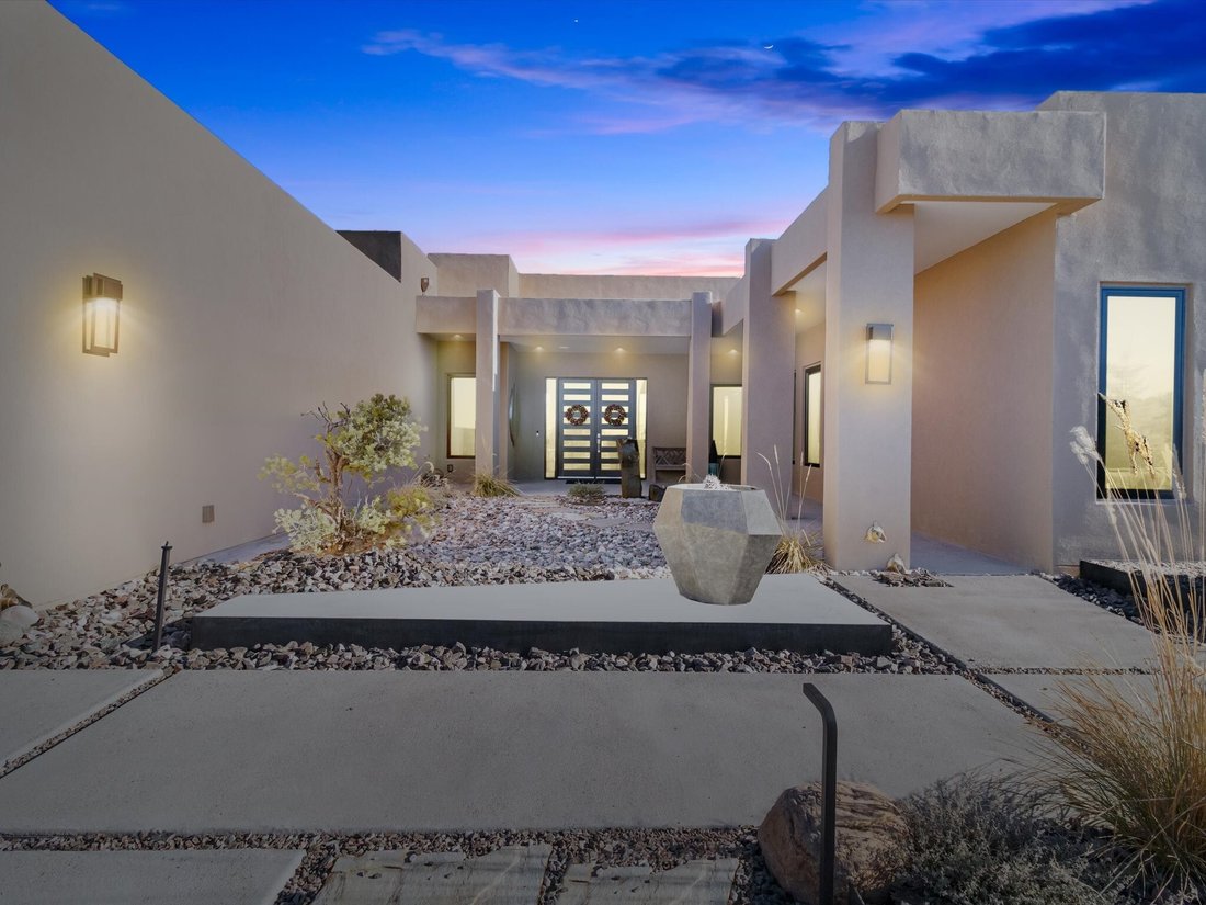 House in Santa Fe, New Mexico, United States 1 - 16916272