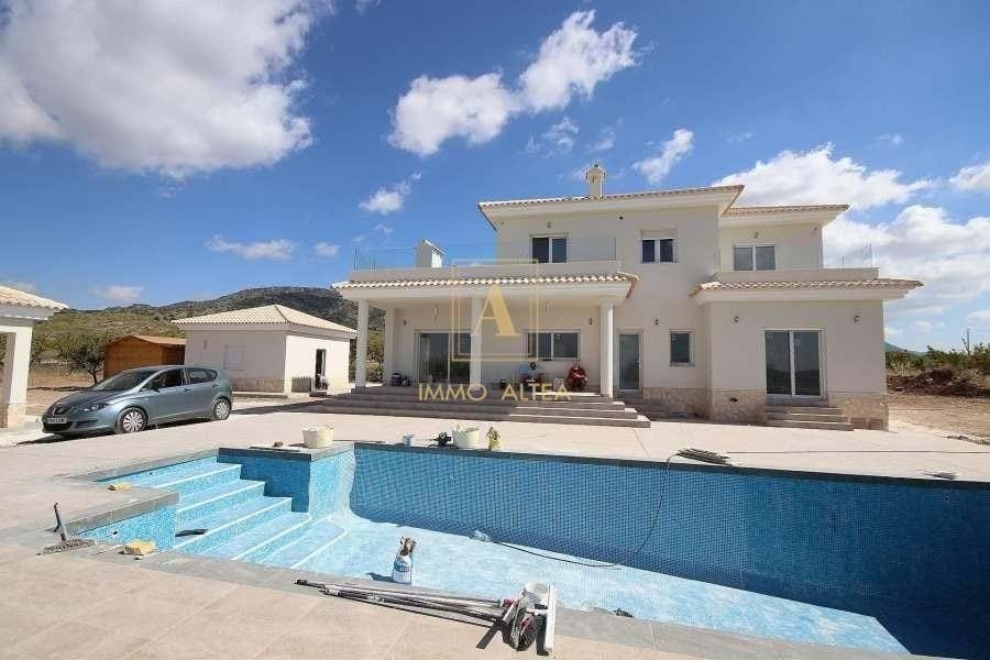 Villa in el Pinos / Pinoso, Valencian Community, Spain 1 - 17077229
