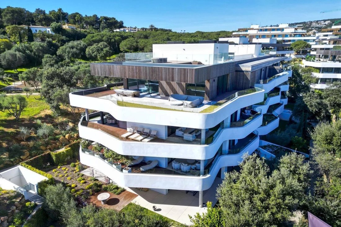 Apartment in Sotogrande, San Roque, Andalusia 1 - 17081056