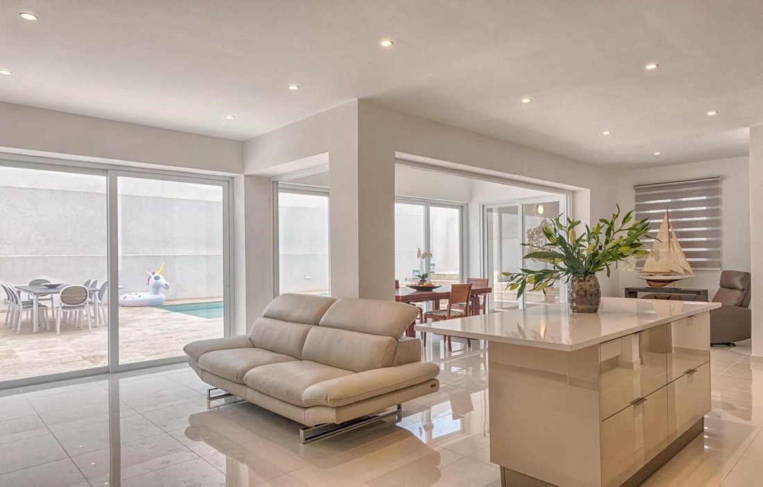 Bungalow in Mellieha, Malta 3 - 17082456