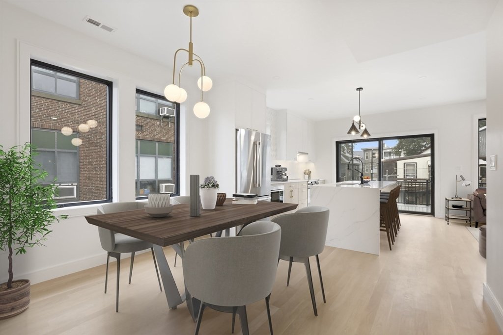 Condo in Somerville, Massachusetts, United States 1 - 17079476