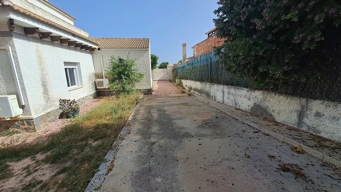 Villa in Villamartin, Andalusia, Spain 2 - 17076595
