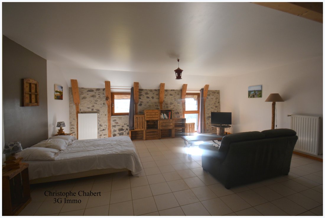 House in La Tour-d'Auvergne, Auvergne-Rhône-Alpes, France 3 - 17075139