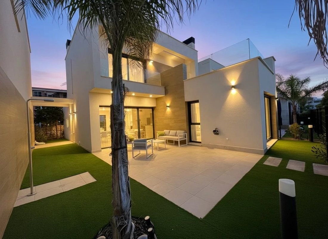 Villa in Torre Pacheco, Región de Murcia, Spain 2 - 17076497