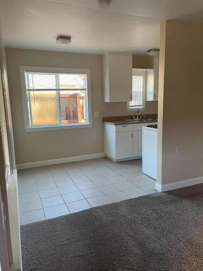 Redwood City, California, United States 5 - 17063457