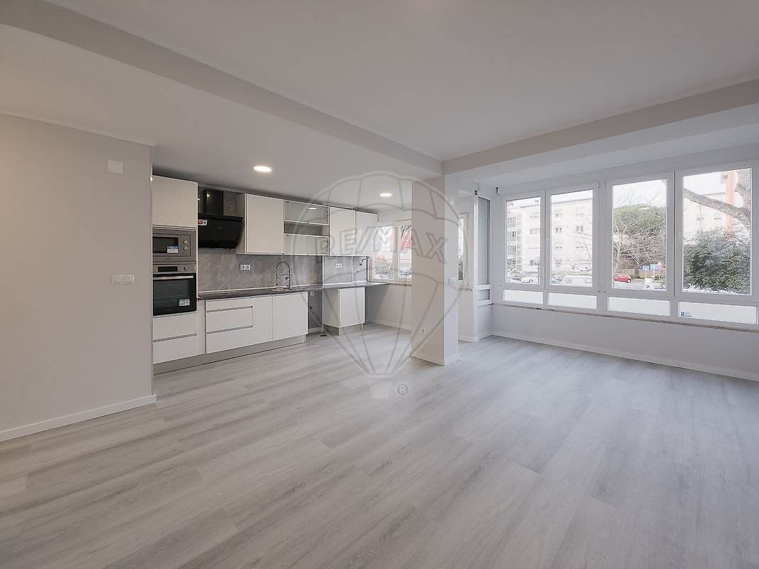Apartment in Oeiras e Sao Juliao da Barra, Paco de Arcos e Caxias, Lisbon, Portugal 2 - 16990537