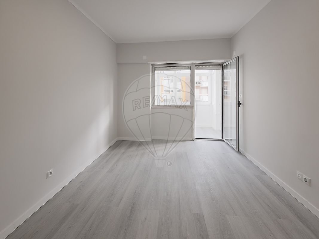 Apartment in Oeiras e Sao Juliao da Barra, Paco de Arcos e Caxias, Lisbon, Portugal 4 - 16990537
