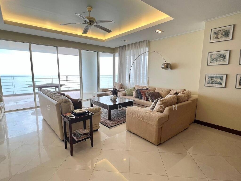 La Royale Beach, Chon Buri (Pattaya)