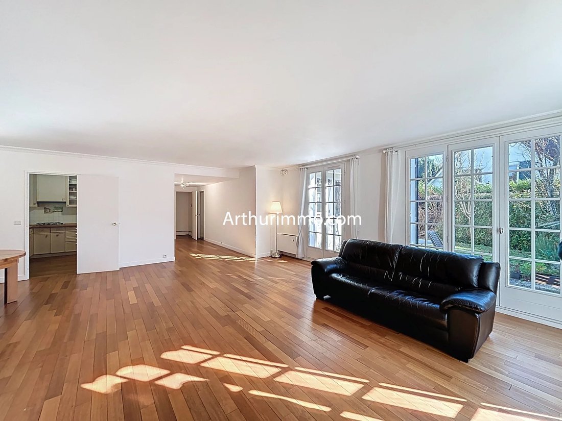 House in Grosbois, Villecresnes, France 3 - 17075379