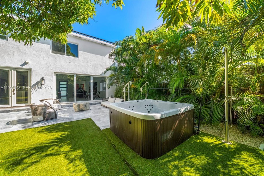 House in Miami Beach, Florida, United States 2 - 17077946