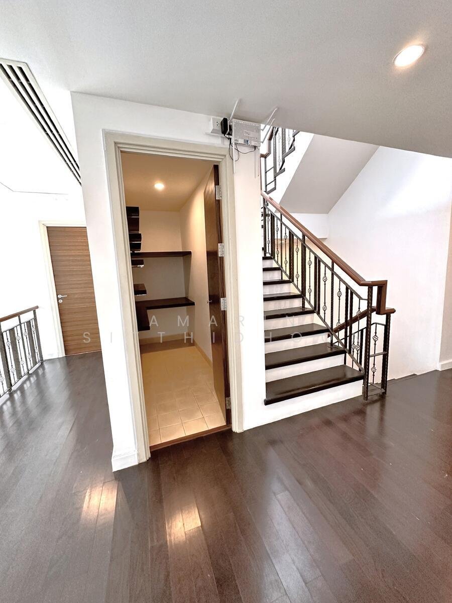 Condo in Bang Lamphu Lang, Krung Thep Maha Nakhon, Thailand 5 - 16852680
