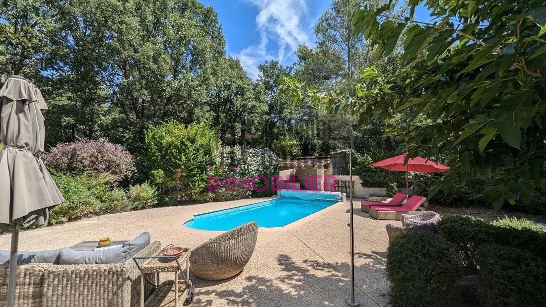 House in Ménerbes, Provence-Alpes-Côte d'Azur, France 3 - 17081869