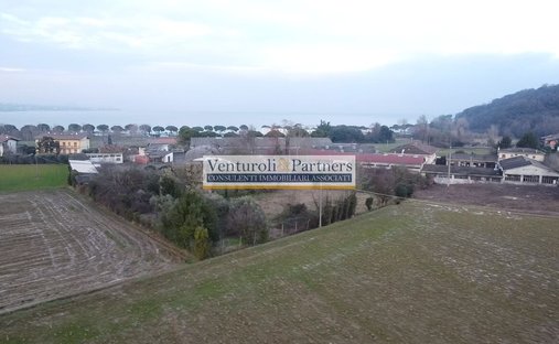 House in Maguzzano, Lonato del Garda, Lombardy 1