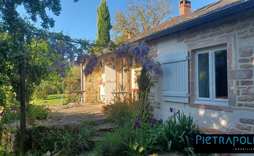 House in La Genete, Bourgogne – Franche-Comté, France 1