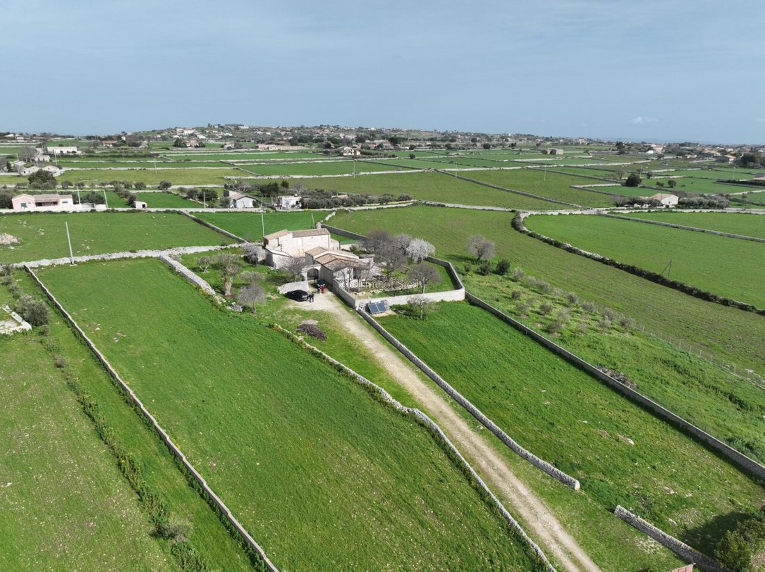 Villa in Modica Bassa, Modica, Sicily 4 - 16758972