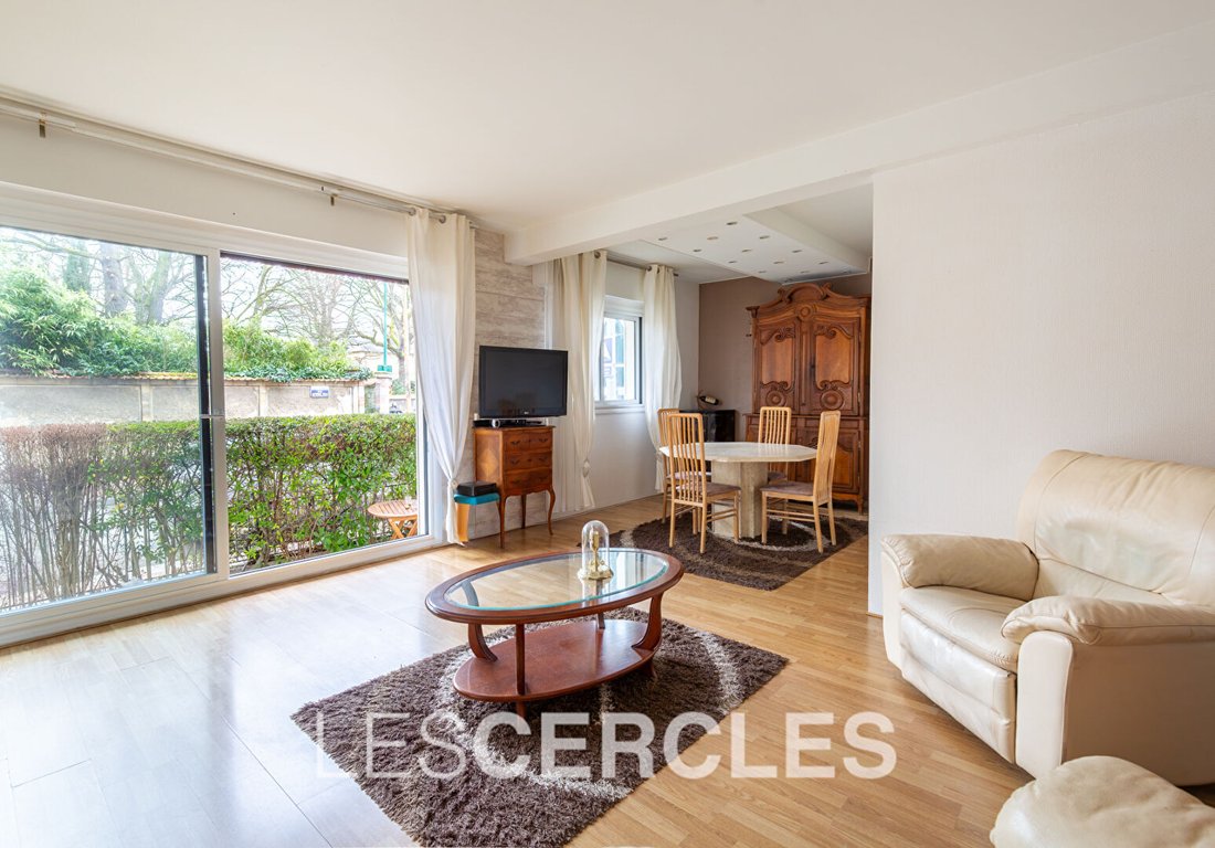 Apartment in Le Vésinet, Ile-de-France, France 2 - 17078698