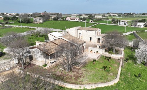 Villa in Modica Bassa, Modica, Sicily 1