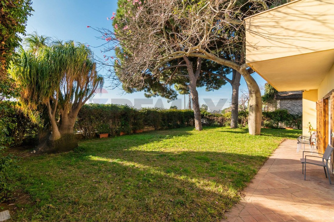 Villa in Aci Castello, Sicily, Italy 4 - 17081391