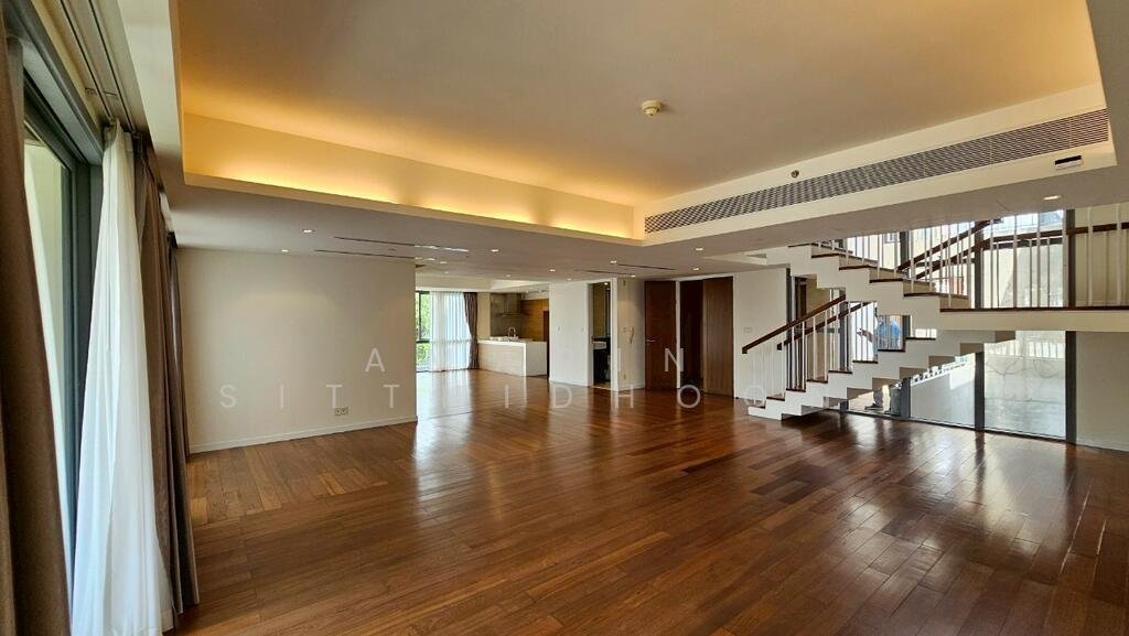 Condo in Bang Phong Phang, Krung Thep Maha Nakhon, Thailand 1 - 16850192