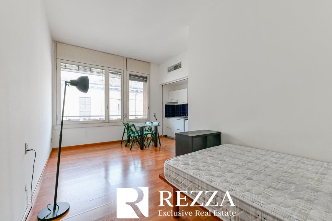 Apartment in Historic Center, Milan, Lombardy 5 - 17077721