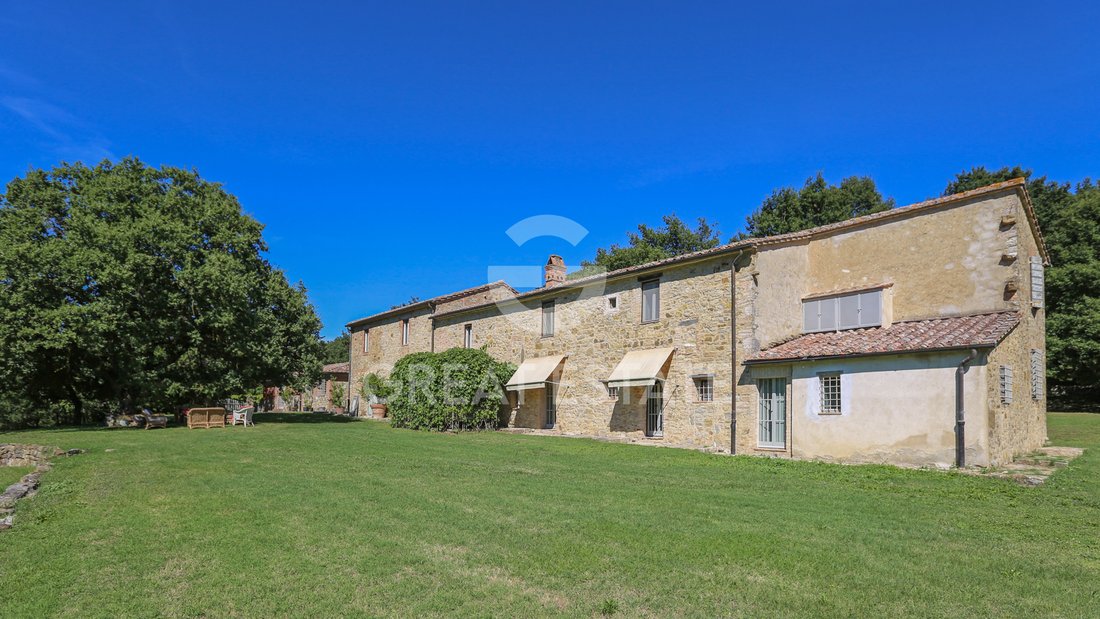 Estate in San Casciano dei Bagni, Tuscany, Italy 3 - 17077972