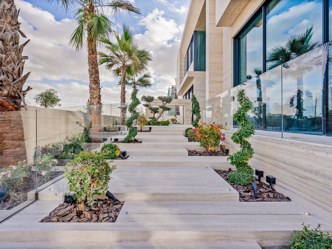 Villa in Hadaeq Sheikh Mohammed Bin Rashid, Dubai, United Arab Emirates 1 - 17066673
