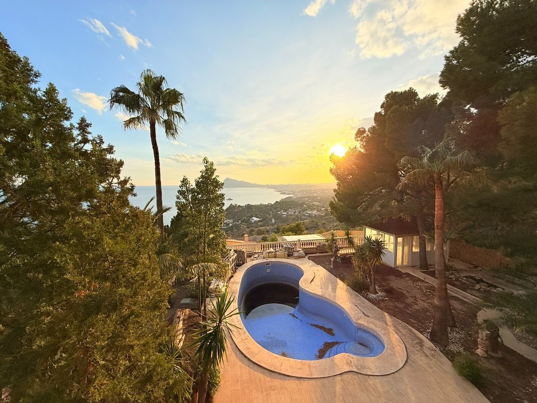 Villa in Zona de Mascarat, Valencian Community, Spain 1 - 15688888