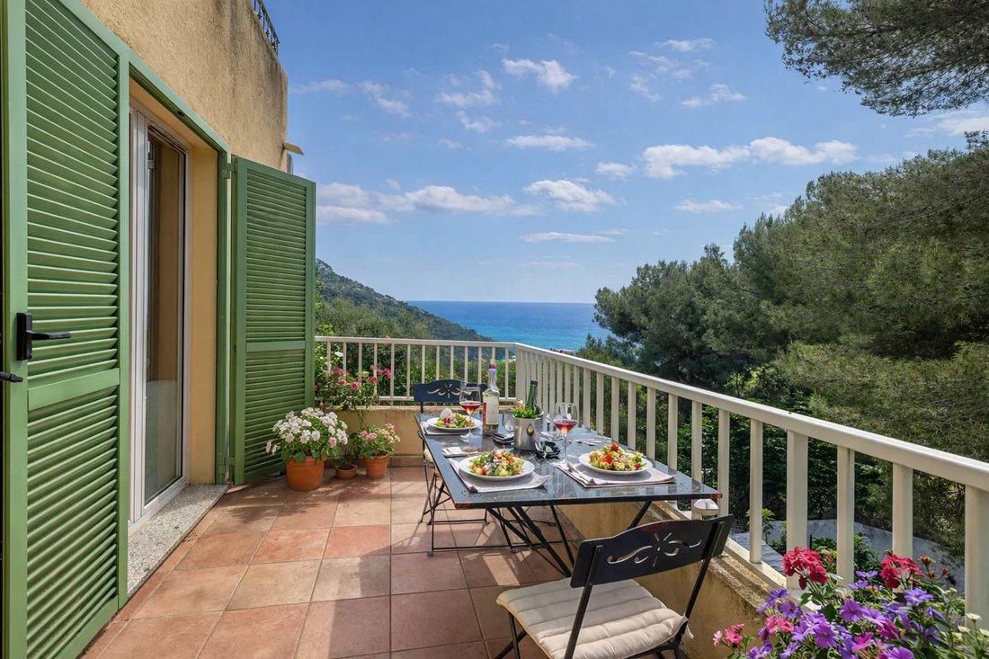 Maison à Èze, Provence-Alpes-Côte d'Azur, France 1 - 17075655