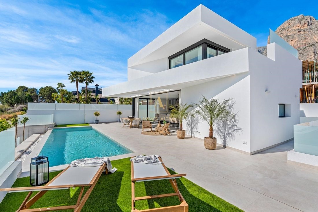 Villa in Polop, Valencian Community, Spain 1 - 17076676