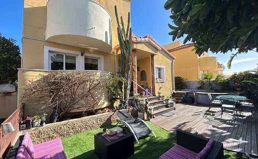House in Cambrils, Catalonia, Spain 1