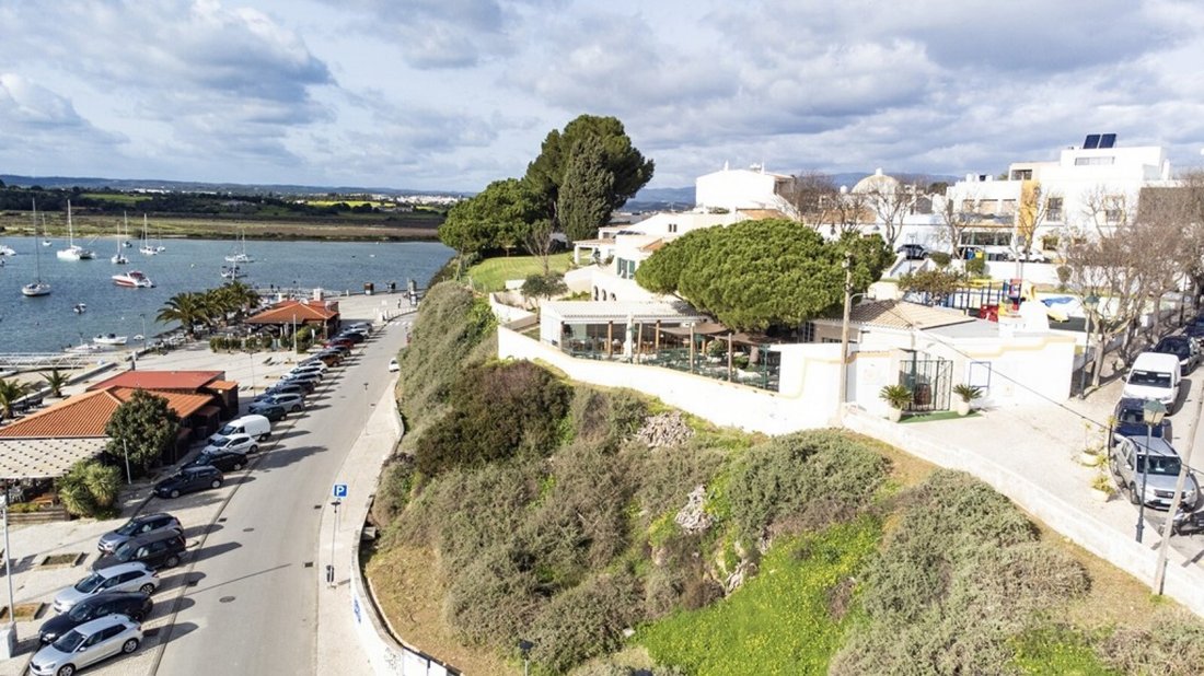 House in Alvor, Algarve, Portugal 3 - 17081957