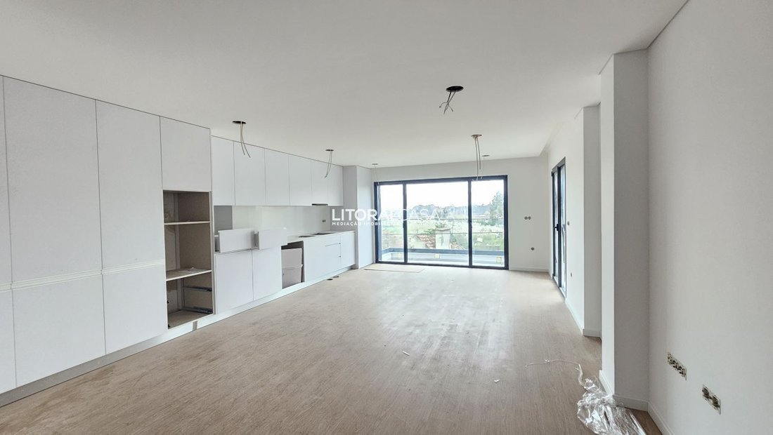 Apartment in Gloria e Vera Cruz, Aveiro District, Portugal 2 - 17082301