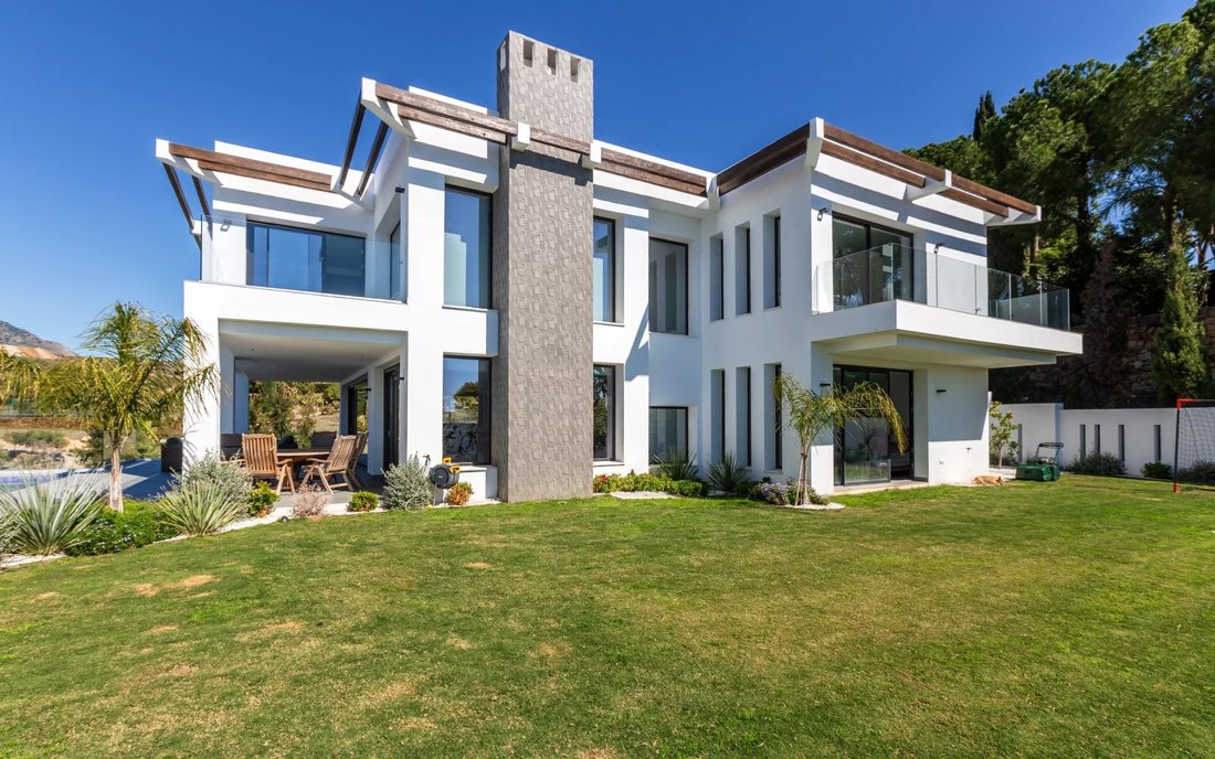 Villa in Estepona, Andalusia, Spain 2 - 17081402