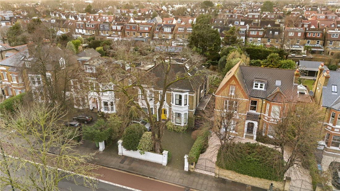 House in Castelnau, Richmond Upon Thames, England 1 - 17075493