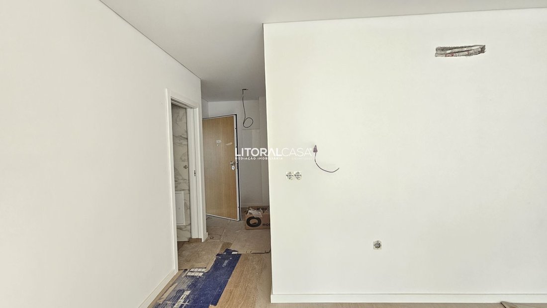 Apartment in Gloria e Vera Cruz, Aveiro District, Portugal 1 - 17082382